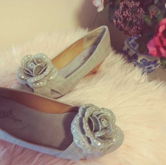 SOLD - Picture 4 of 4